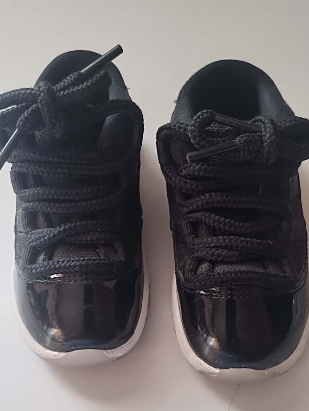 Jordan 11 Retro Low Space Jam| 8C | Black, White